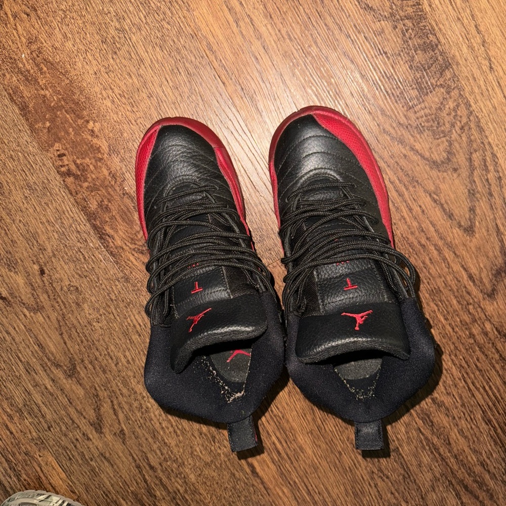 Retro Jordan 11’s only worn once size 5.5